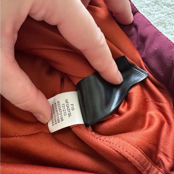 NorthFace Women's Mountain Sweatshirt Pullover - Picture 3 of 6